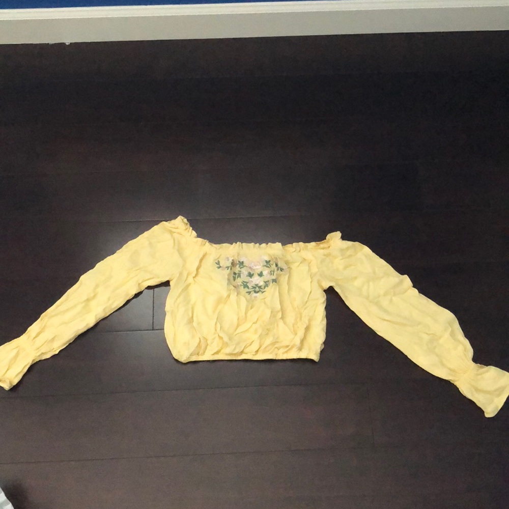 Yellow flowy crop top